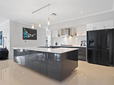 15 Baystone Road, Baldivis WA 6171
