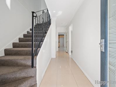 364B Hardey Road, Cloverdale WA 6105