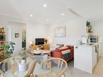 6/45 Morago Crescent, Cloverdale WA 6105