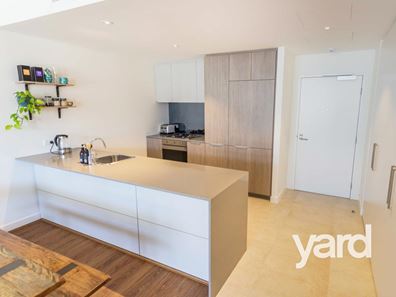 303/17 Freeman Loop, North Fremantle WA 6159