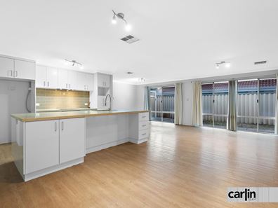18 Caroline Crescent, Bertram WA 6167