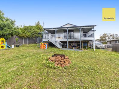 15 Hitchcock Drive, Nannup WA 6275