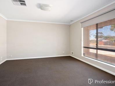 61 Keenan Street, Lamington WA 6430