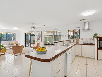 12 Namoi Turn, Merriwa WA 6030