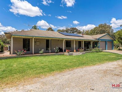256 Hopkinson Road, Darling Downs WA 6122