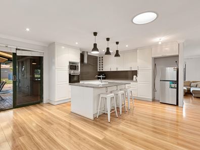13 Hadley Street, Shoalwater WA 6169