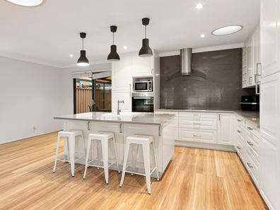 13 Hadley Street, Shoalwater WA 6169