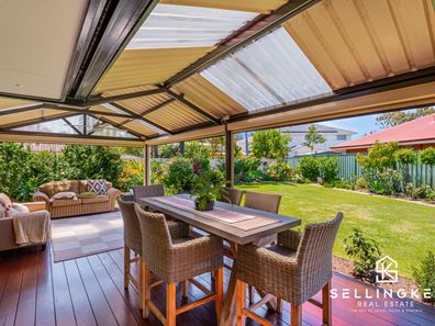 15 BURFORD PLACE, Canning Vale WA 6155