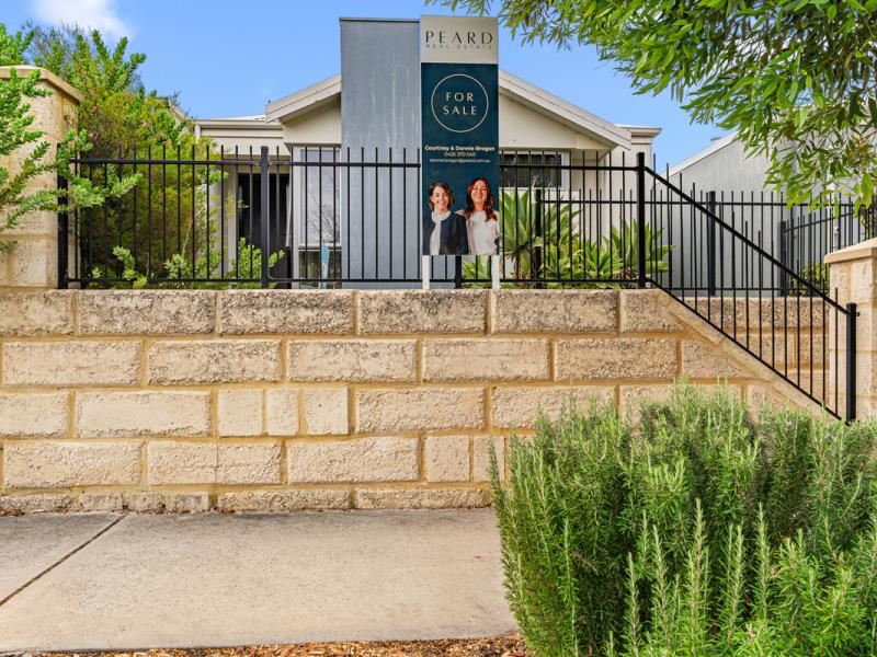 22 Nullarbor Avenue, Yanchep WA 6035