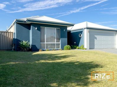 14 Cairo Way, Wanneroo WA 6065