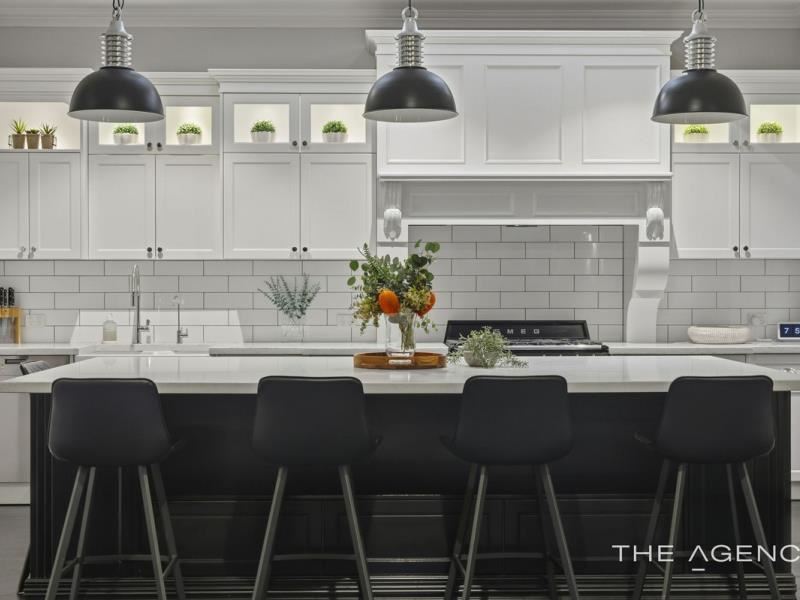 2B Spinaway Crescent, Brentwood