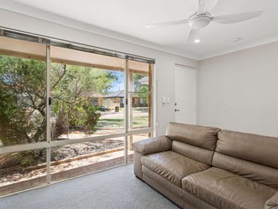 15 Mattner Square, Lockridge WA 6054