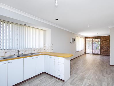 58 Mallee Way, Forrestfield WA 6058