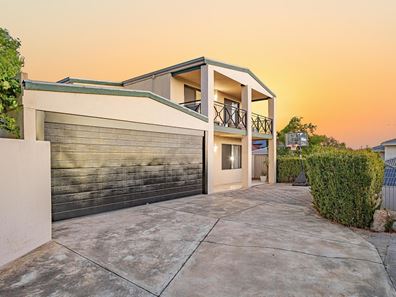 56B Castellon Crescent, Coogee WA 6166