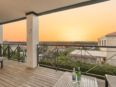 56B Castellon Crescent, Coogee WA 6166