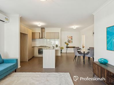 15C Sussex Road, Forrestfield WA 6058