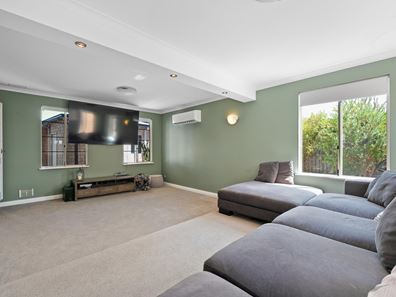 23 Galway Gardens, Warnbro WA 6169