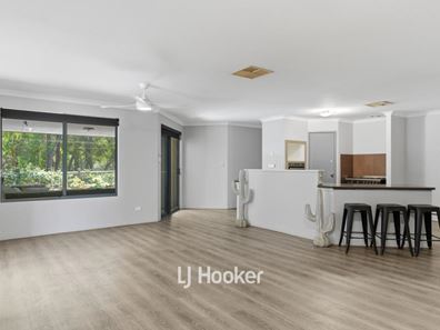 122 Leschenault Parade, Australind WA 6233