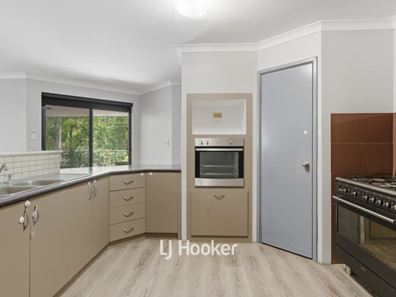 122 Leschenault Parade, Australind WA 6233