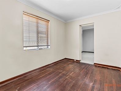 18 Linthorne Way, Balga WA 6061