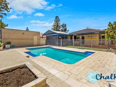 5 Salcombe Way, Warnbro WA 6169