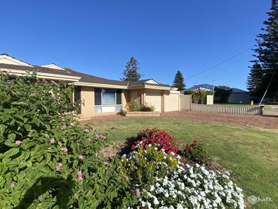 5 Salcombe Way, Warnbro WA 6169