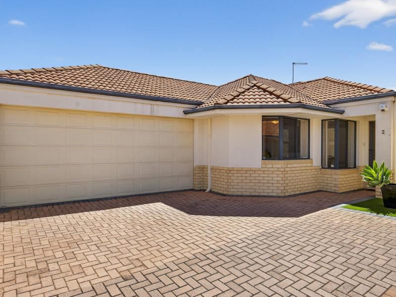 2/13 Santarosa Way, Stirling WA 6021