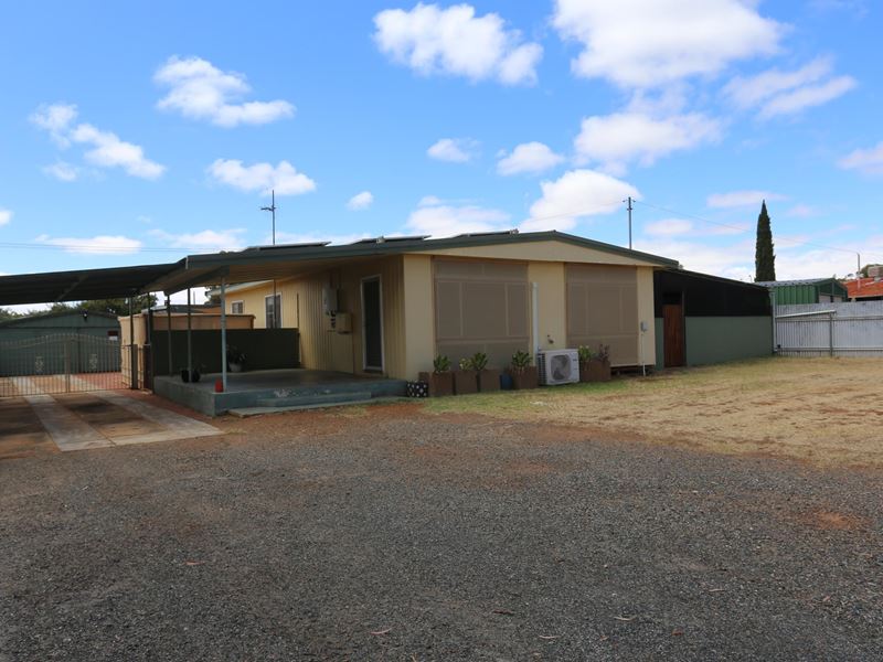 20 Grevillea Crescent, Kambalda West WA 6442