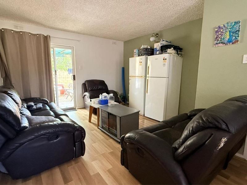 2/9 Mitchell Street, Bentley