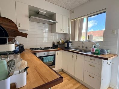 2/9 Mitchell Street, Bentley WA 6102