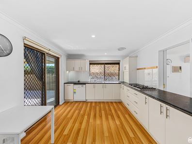 7 Cull Court, Armadale WA 6112