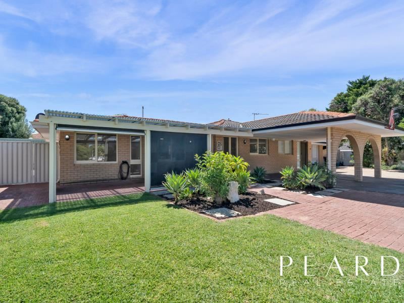 8B Clevedon Place, Kallaroo