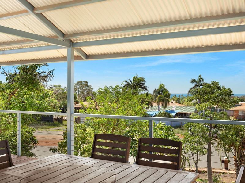 20 Flinders Crescent, Dampier