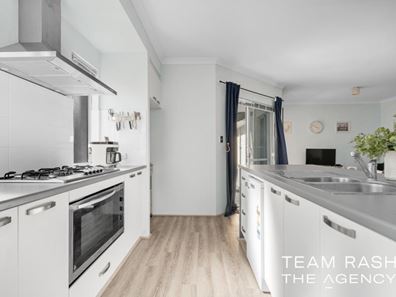 6 Sirocco Promenade, Dayton WA 6055