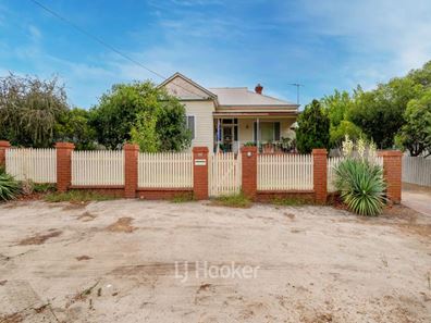 20 Ogden Street, Collie WA 6225