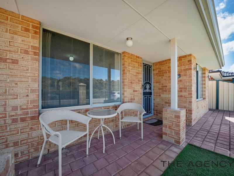 14 Dorrigo Bend, Yanchep WA 6035