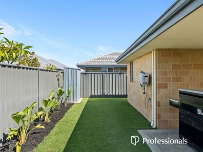 21 Pinehurst Street, Yanchep WA 6035