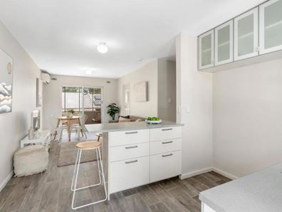 9/6 York Street, Inglewood WA 6052