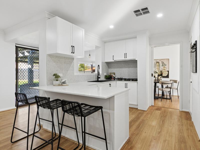 32 Poynter Drive, Duncraig
