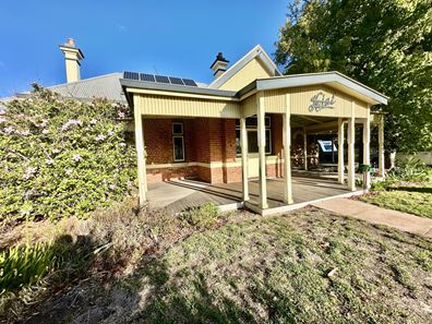 4 Clive  Street, Katanning WA 6317
