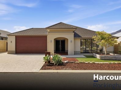 22 Flagstaff Crest, Secret Harbour WA 6173