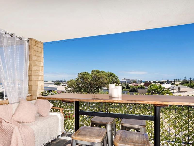8/3 Sanford Street, Geraldton