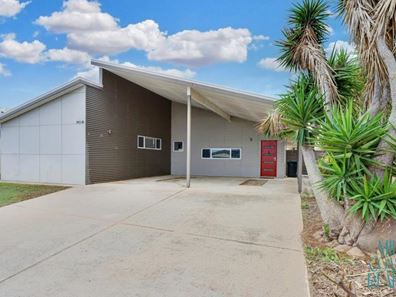 4 Curtin Grove, Mount Tarcoola WA 6530