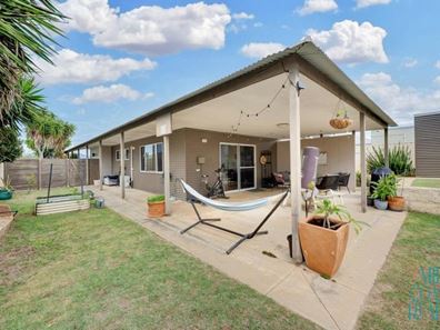 4 Curtin Grove, Mount Tarcoola WA 6530