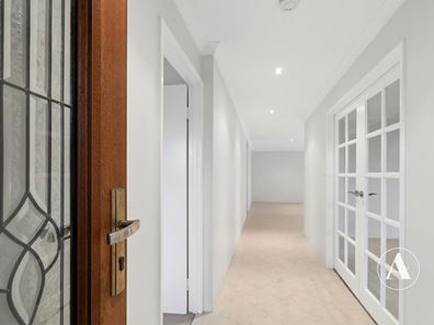5 Alpina Bend, Canning Vale WA 6155