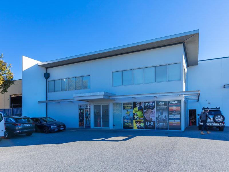 25 Beringarra Avenue, Malaga