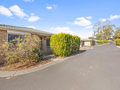 11/104 Paris Road, Australind WA 6233