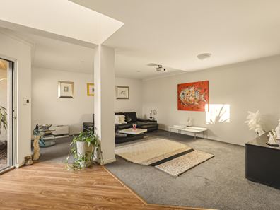 3/160 West Coast Drive, Sorrento WA 6020