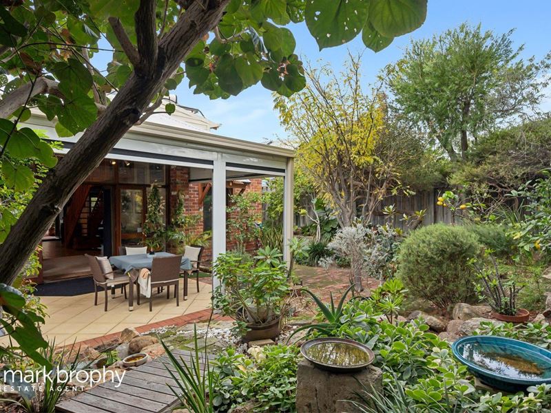 10A Sydney Street, South Fremantle WA 6162