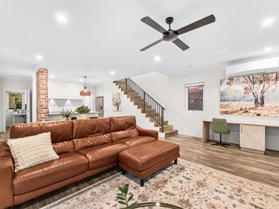 292 Kingsway, Darch WA 6065